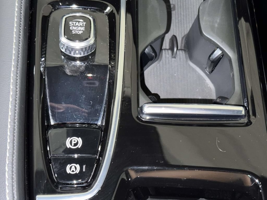 Used 2024 Volvo V60 T8 Polestar w/ Protection Package Premier AWD/4WD image 23