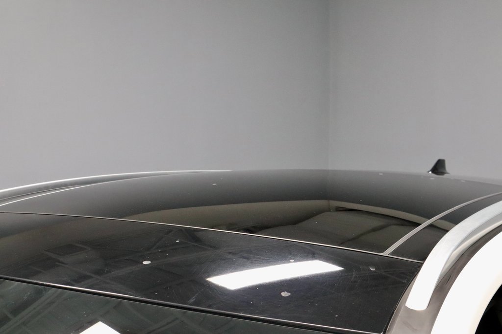 Used 2020 Lincoln Corsair AWD w/ Luxury Package image 32