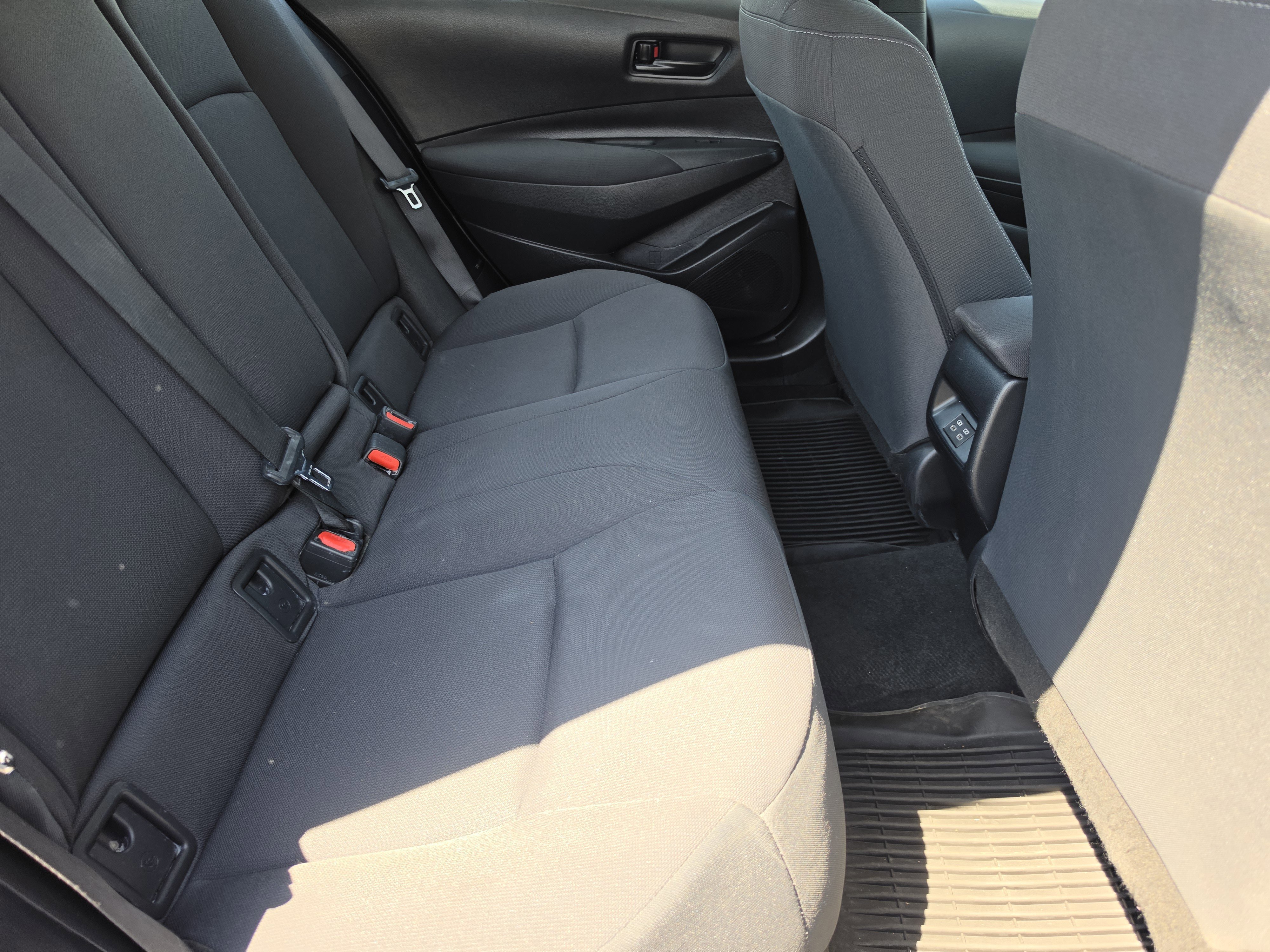 Used 2023 Toyota Corolla LE FWD image 11