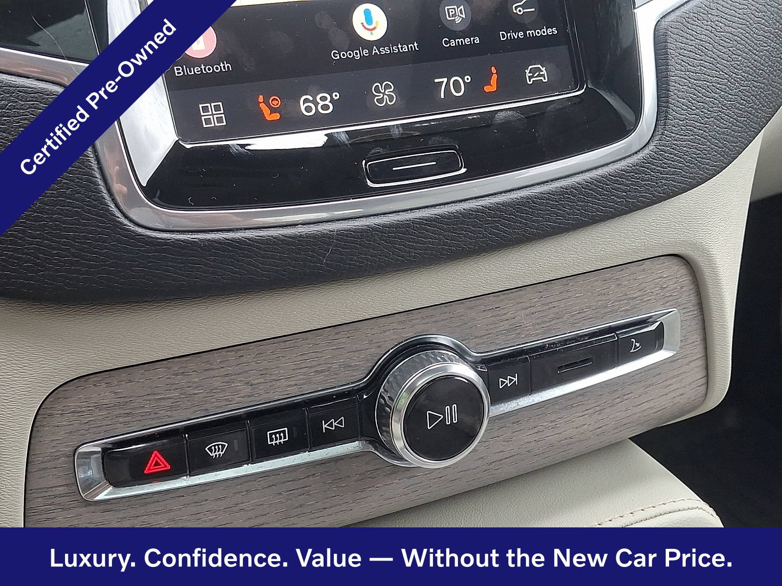 Certified 2024 Volvo XC90 B6 Plus AWD/4WD image 17