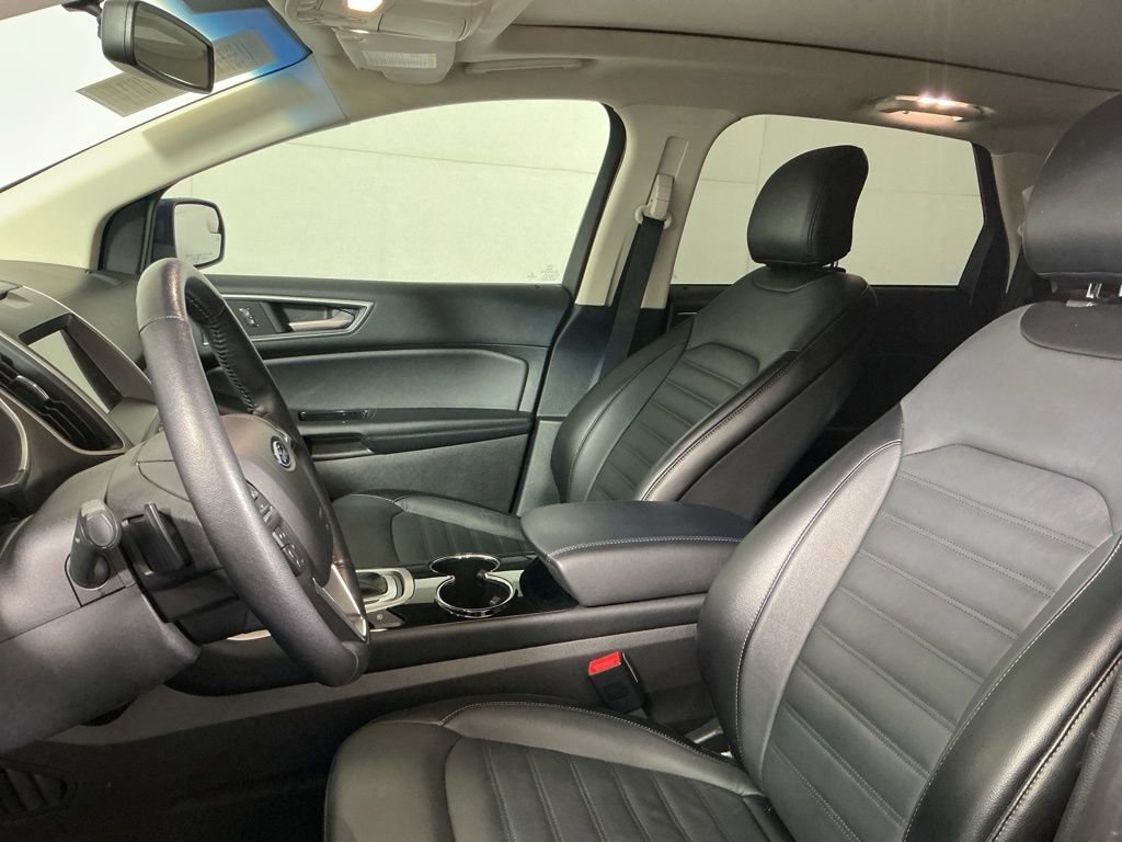 Used 2018 Ford Edge SEL w/ Equipment Group 201A image 23