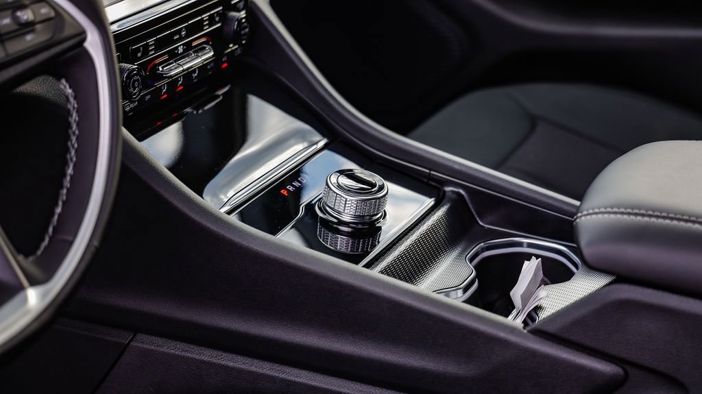 New 2025 Jeep Grand Cherokee Laredo X w/ Luxury Tech Group I image 21