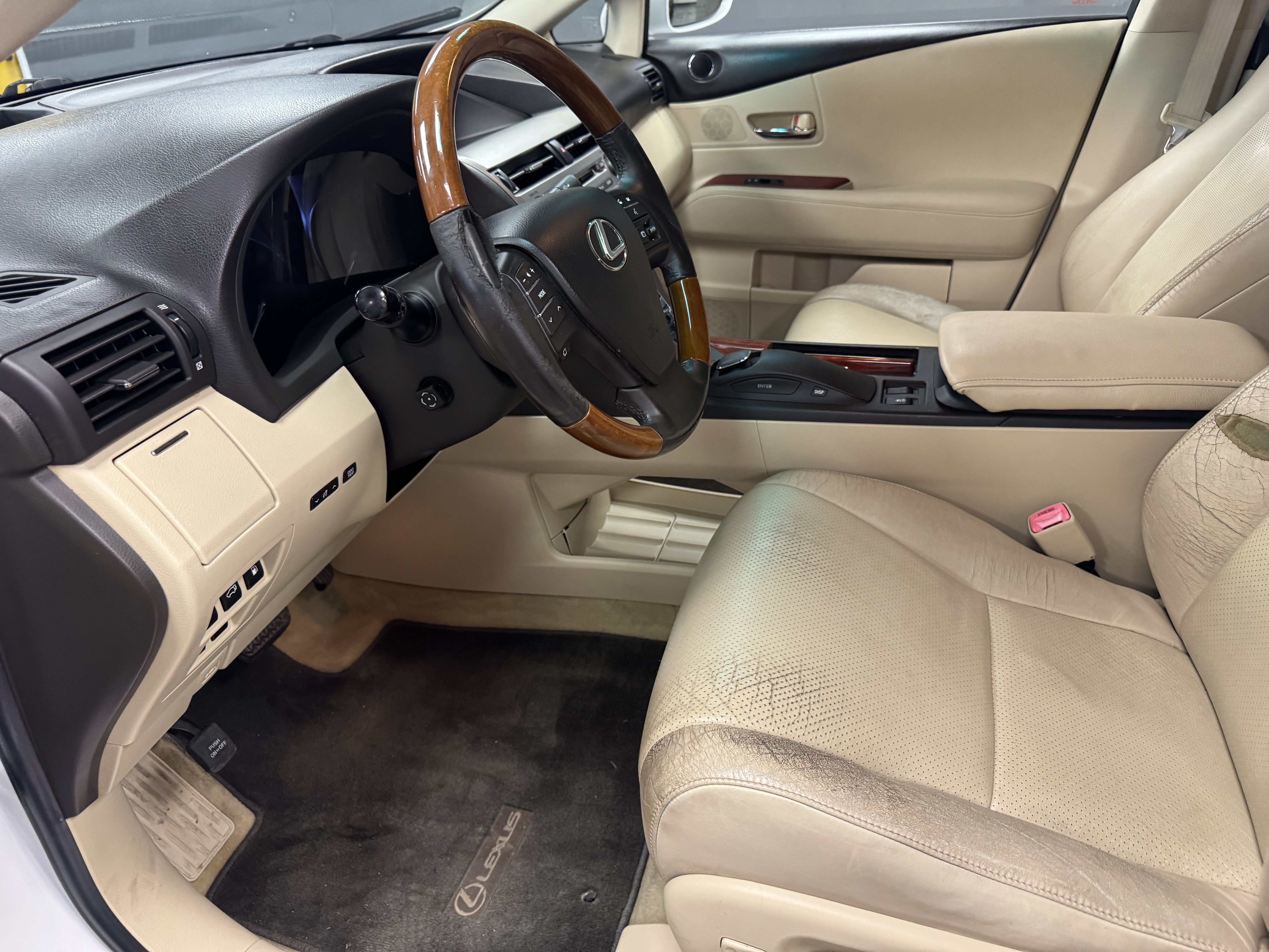 Used 2010 Lexus RX 350 2WD w/ Luxury Pkg image 7