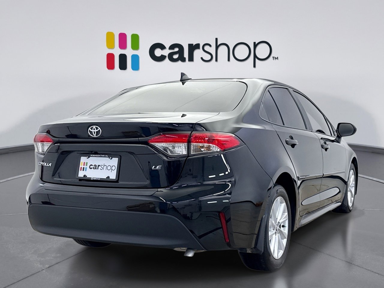 Used 2025 Toyota Corolla LE w/ LE Premium Package image 5