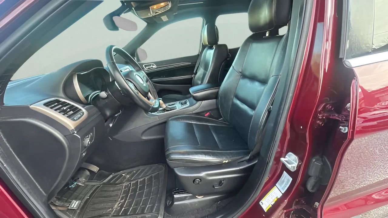 Used 2017 Jeep Grand Cherokee Limited AWD/4WD image 25