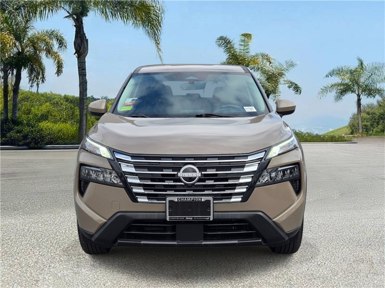 Used 2024 Nissan Rogue SV FWD image 3