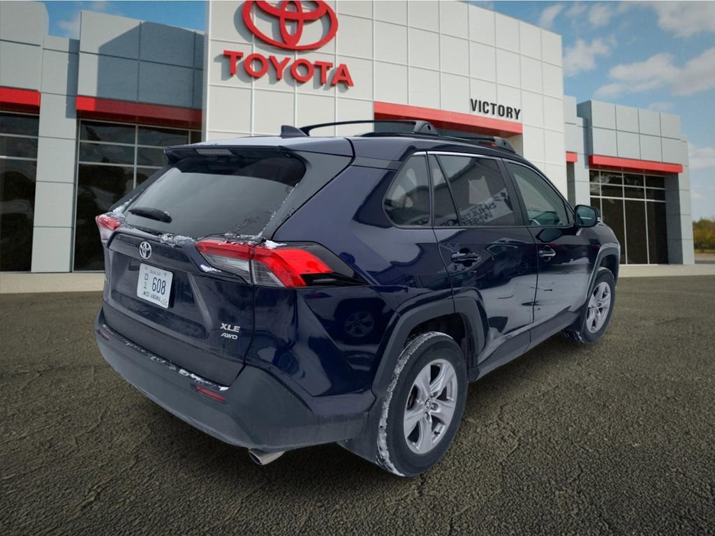 Used 2023 Toyota RAV4 XLE w/ Convenience Package image 3