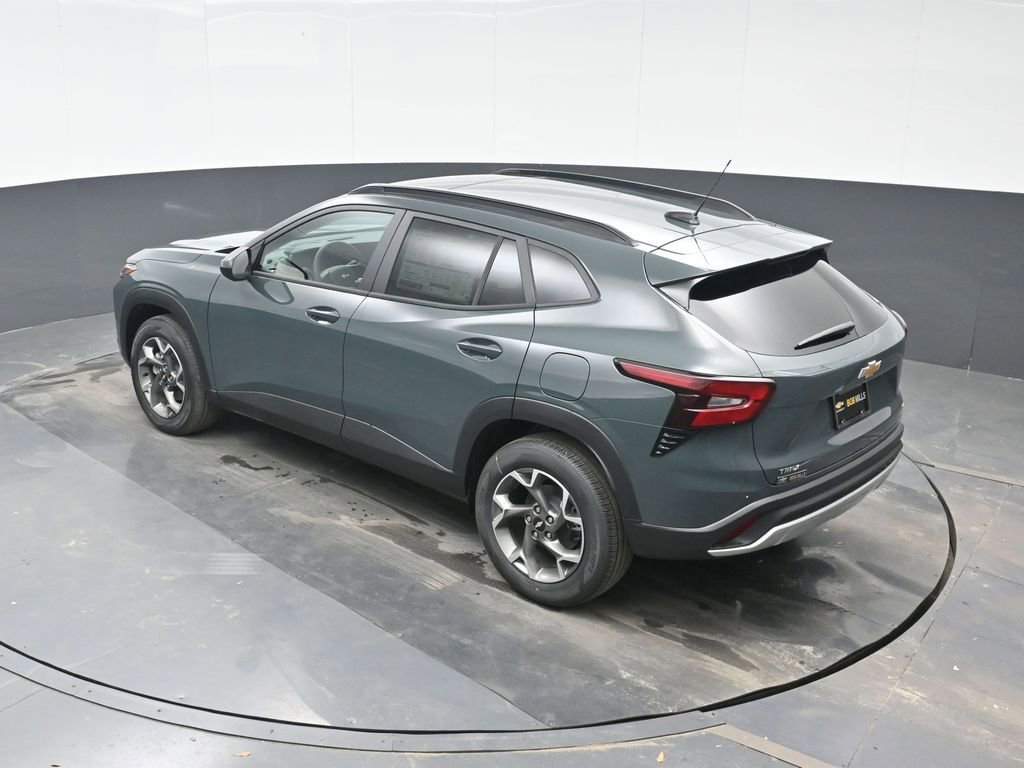 New 2026 Chevrolet Trax LT w/ Sunroof Package image 28