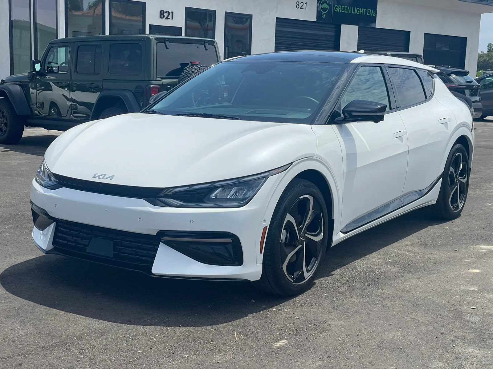 Used 2024 Kia EV6 GT-Line AWD/4WD image 1