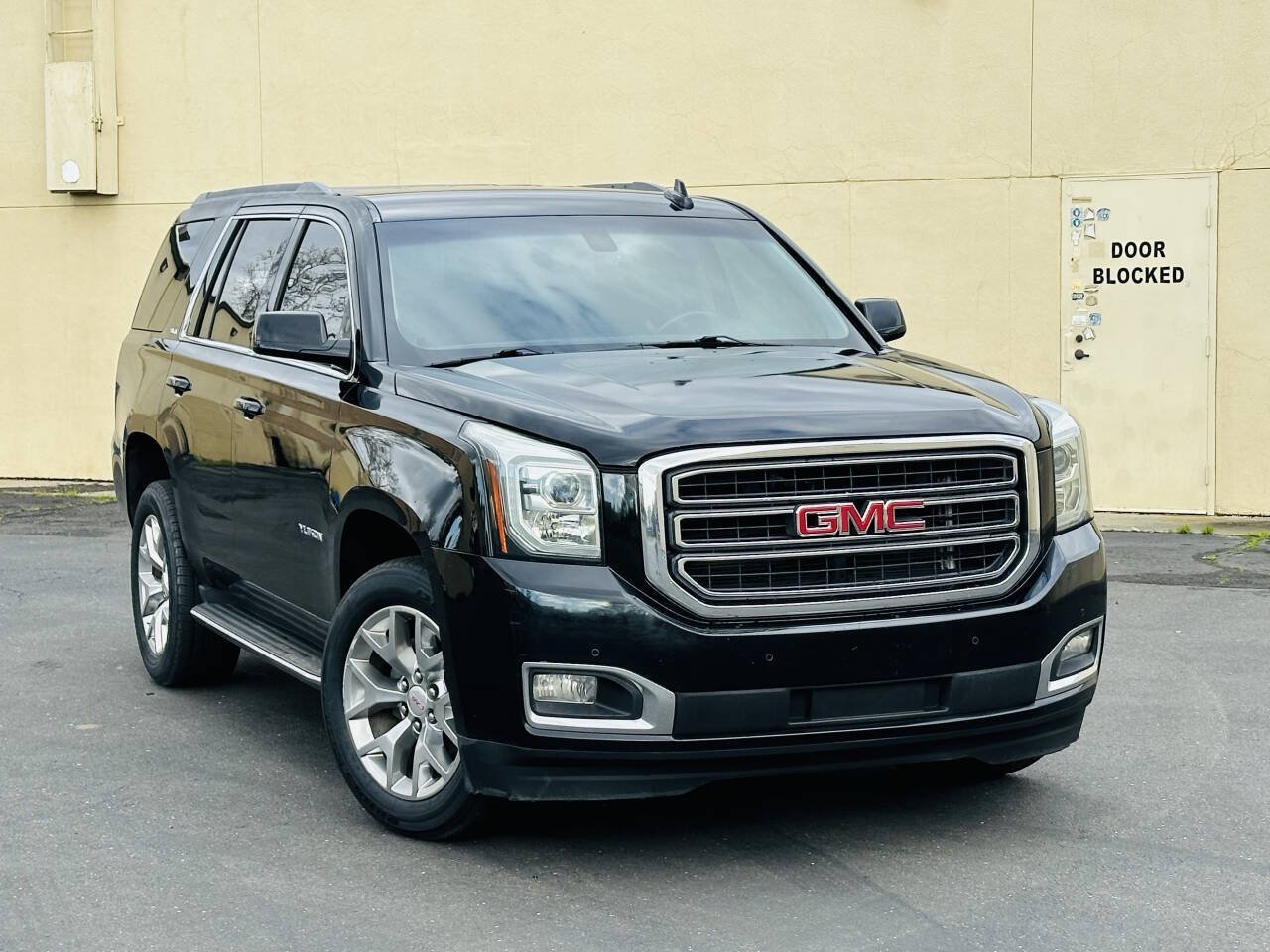 Used 2017 GMC Yukon SLE w/ SLE Value Package