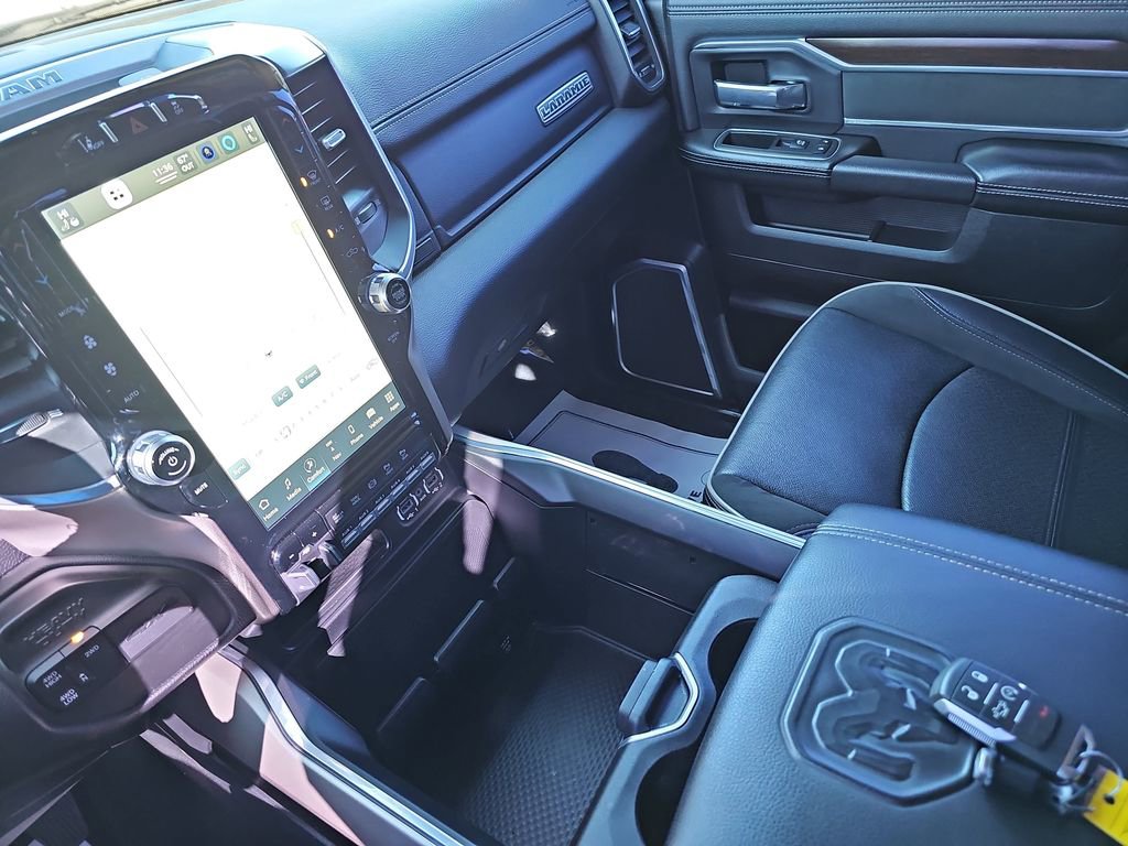 Used 2022 RAM 3500 Laramie image 28