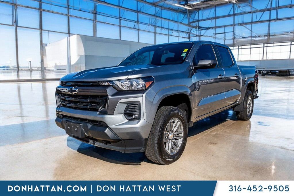 Used 2023 Chevrolet Colorado LT w/ LT Convenience Package image 22