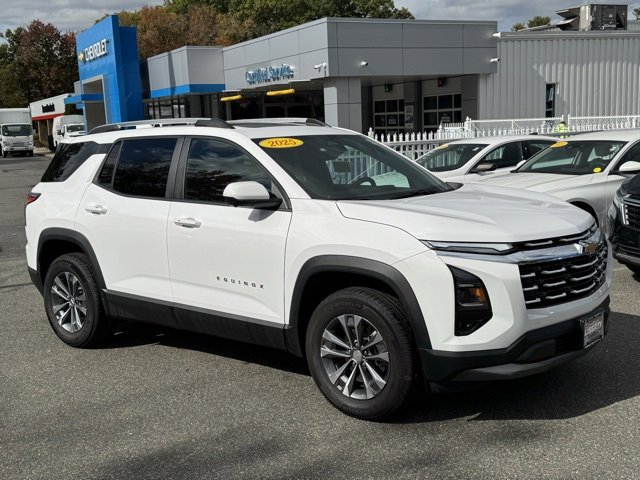 Used 2025 Chevrolet Equinox LT w/ Safety and Technology Package