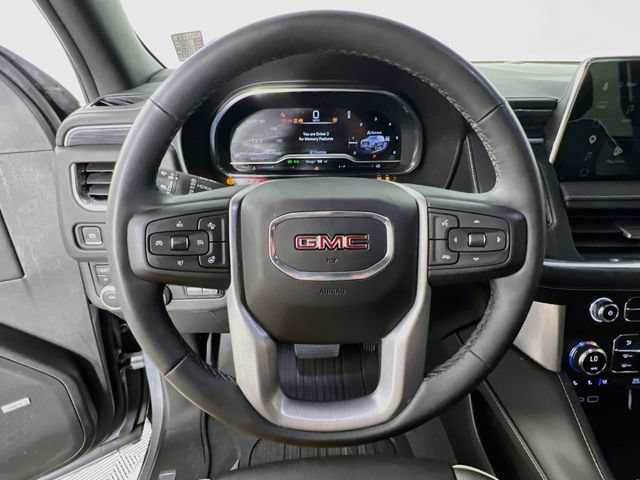 Used 2023 GMC Yukon XL SLT w/ SLT Premium Package AWD/4WD image 12