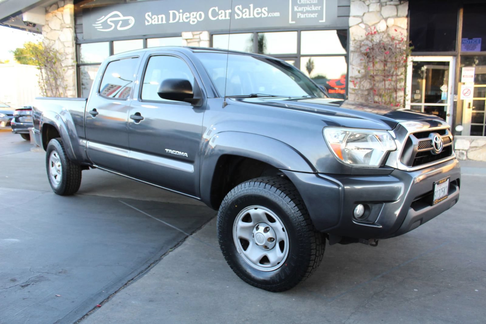 Used 2013 Toyota Tacoma PreRunner w/ SR5 Pkg RWD image 7