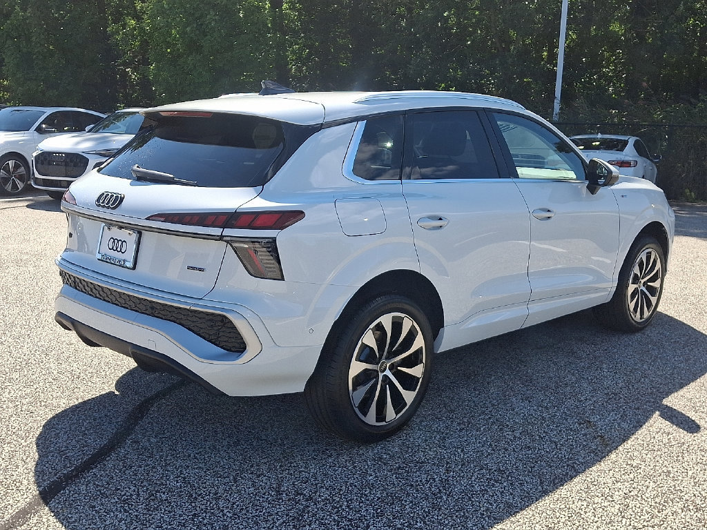 New 2026 Audi Q3 quattro 2.0T AWD/4WD image 4