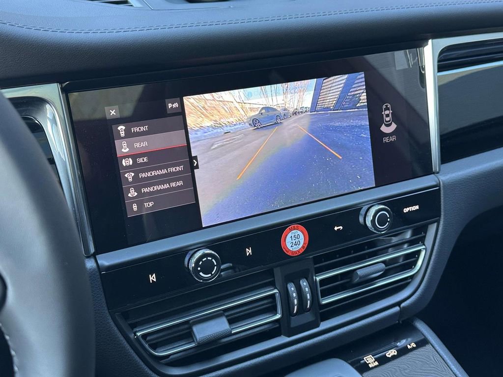 New 2026 Porsche Macan AWD/4WD image 25