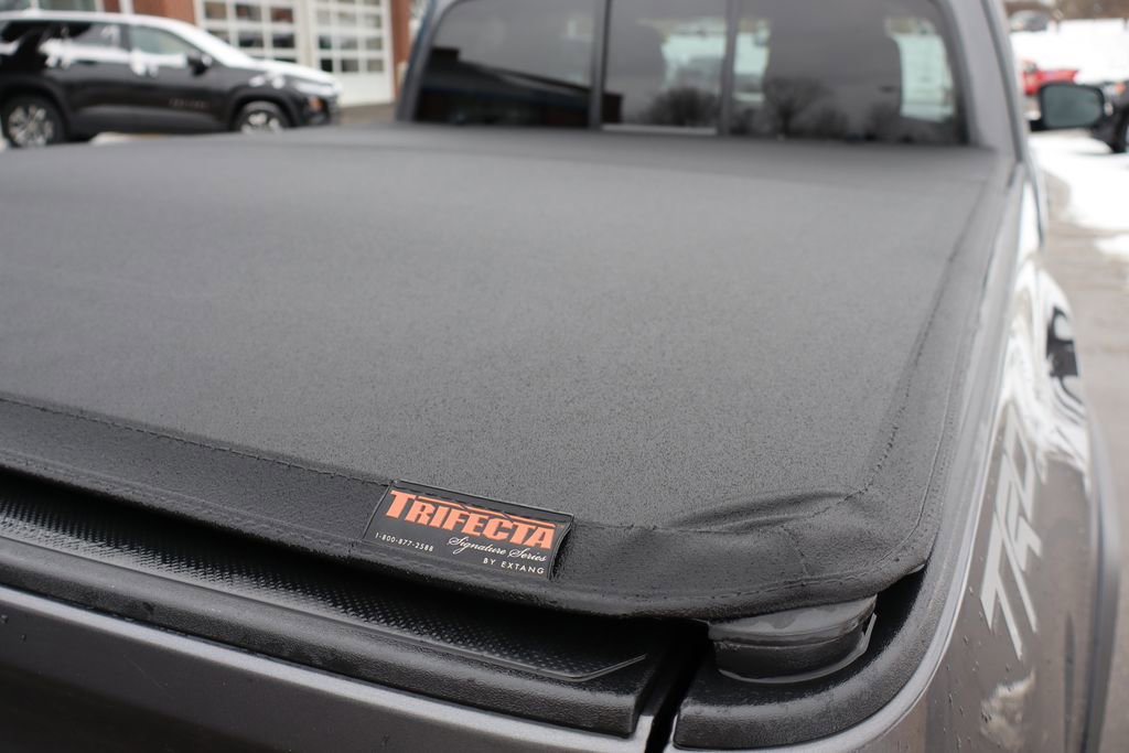 Used 2016 Toyota Tacoma TRD Off-Road image 33