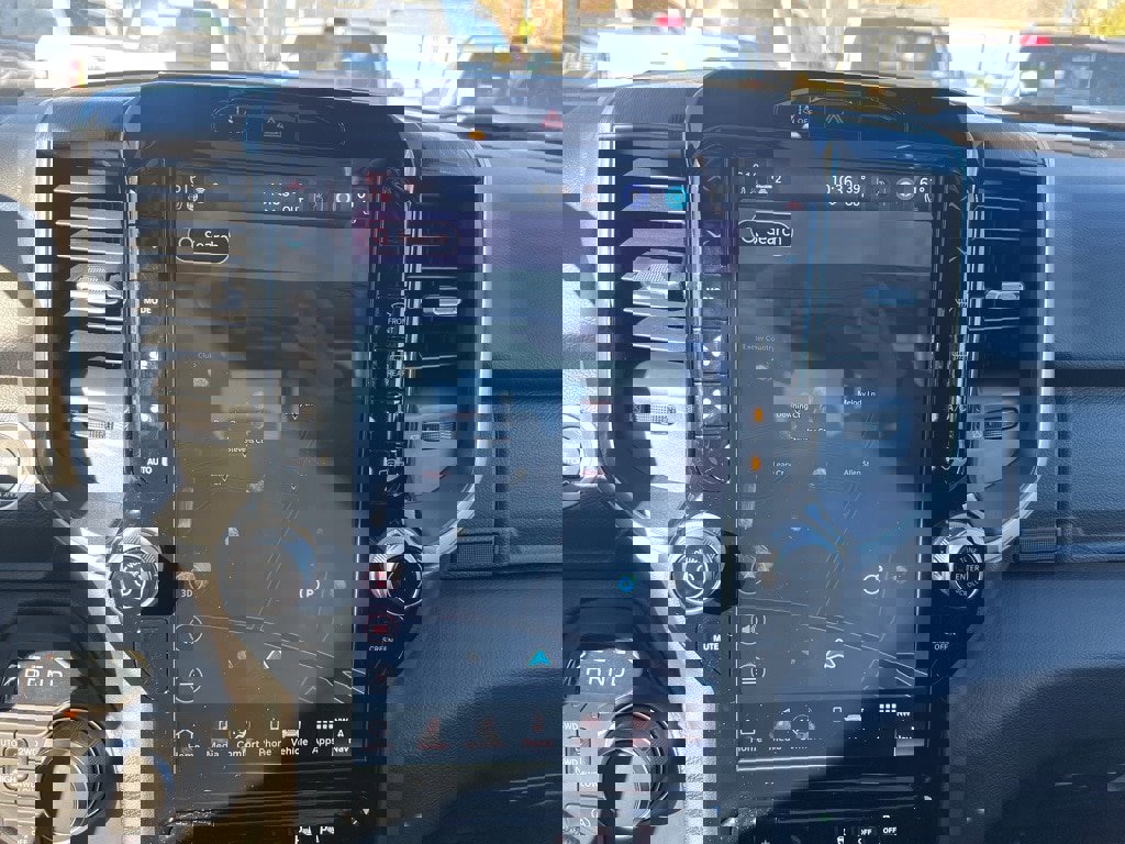 New 2026 RAM 1500 4x4 Crew Cab image 26