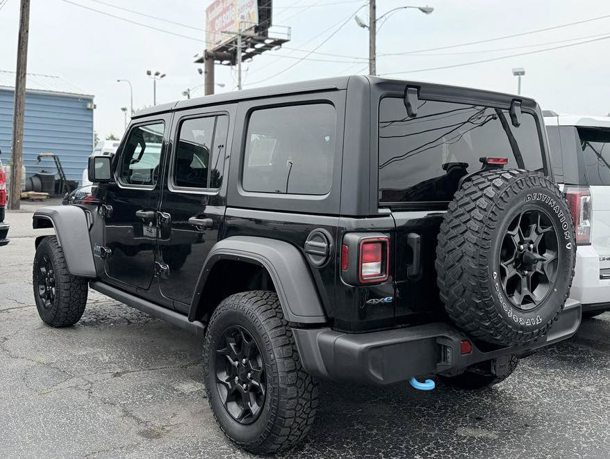 Used 2023 Jeep Wrangler Unlimited AWD/4WD image 4