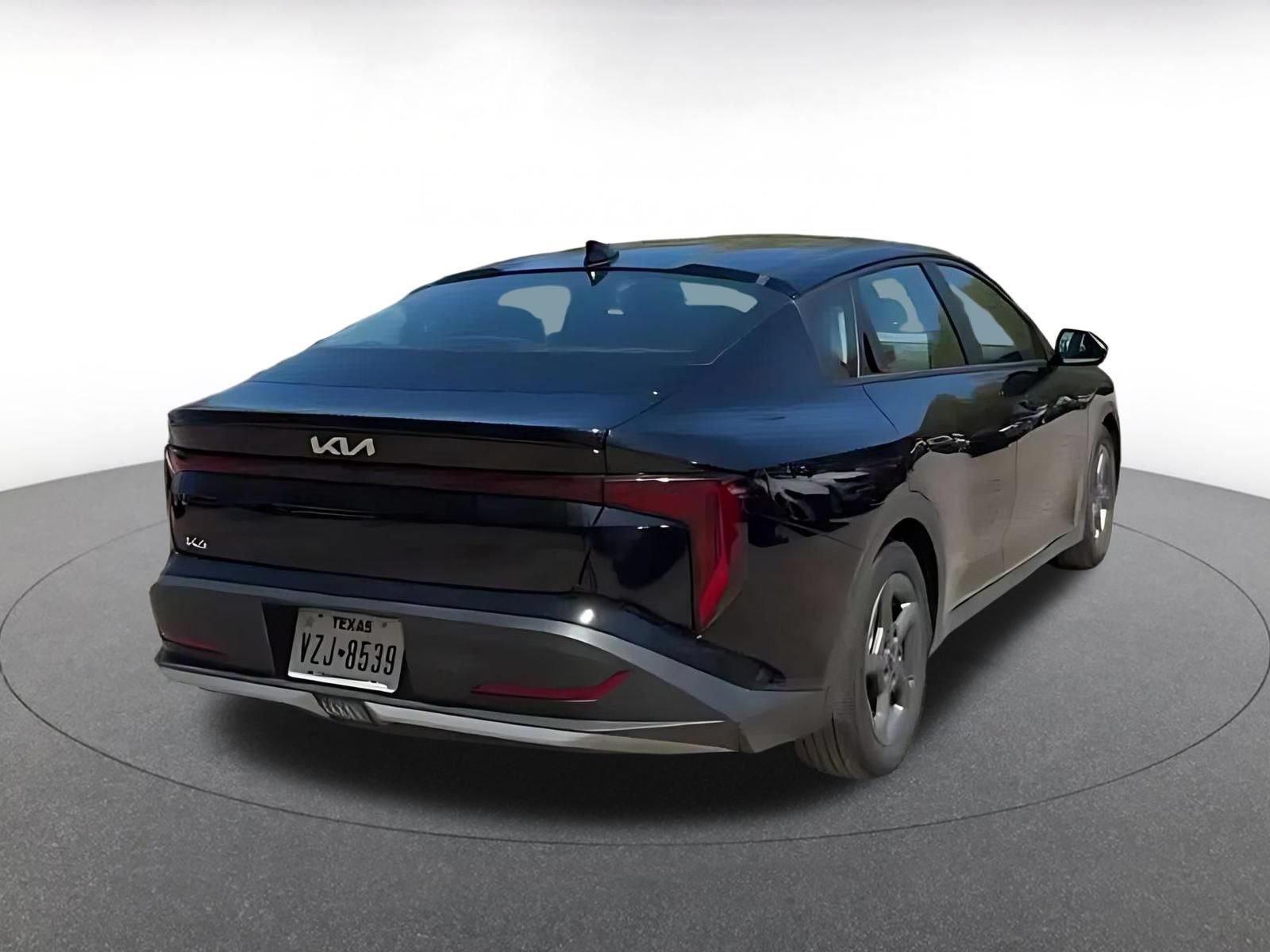 Used 2025 Kia K4 FWD image 13