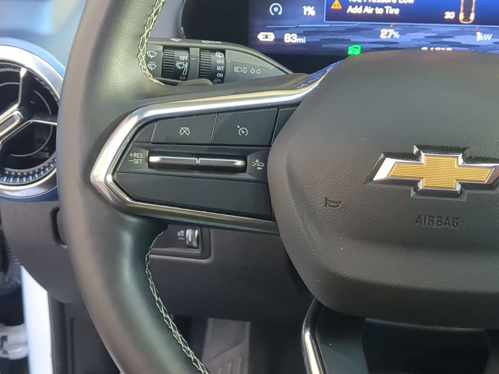 Used 2024 Chevrolet Equinox EV LT w/ LPO, Blackout Package FWD image 16