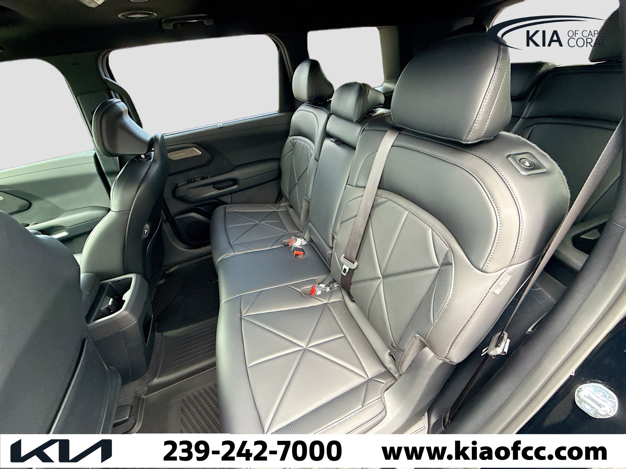 New 2027 Kia Telluride EX w/ Towing Package FWD image 21