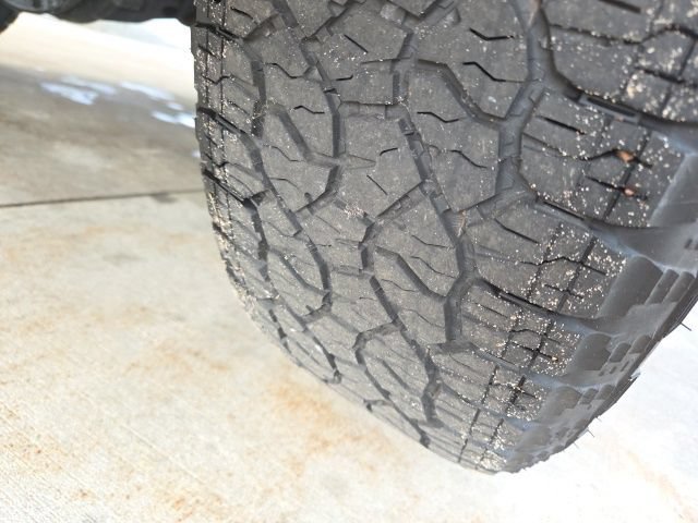 Used 2024 Chevrolet Silverado 1500 LT AWD/4WD image 71
