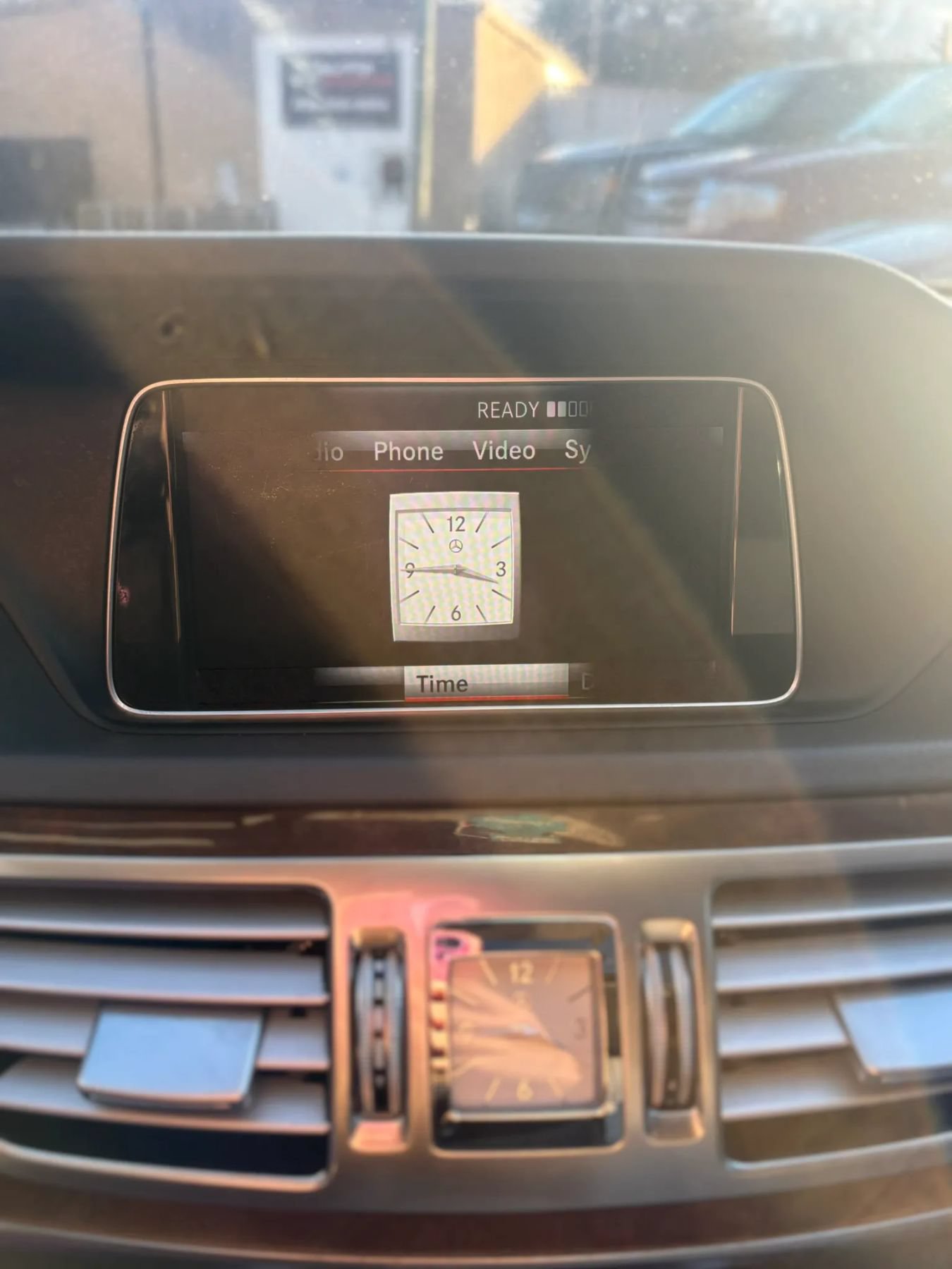 Used 2015 Mercedes-Benz E 350 4MATIC Sedan image 21