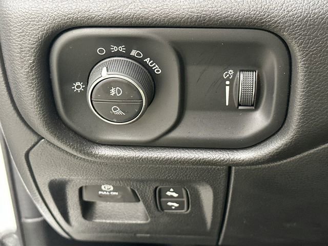 Used 2023 RAM 1500 Big Horn image 24