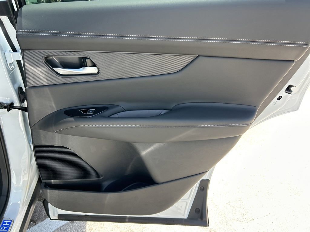 New 2025 Nissan Murano SL image 44