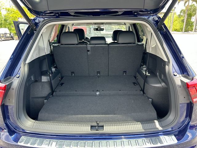 Used 2024 Volkswagen Tiguan Wolfsburg Edition FWD image 20