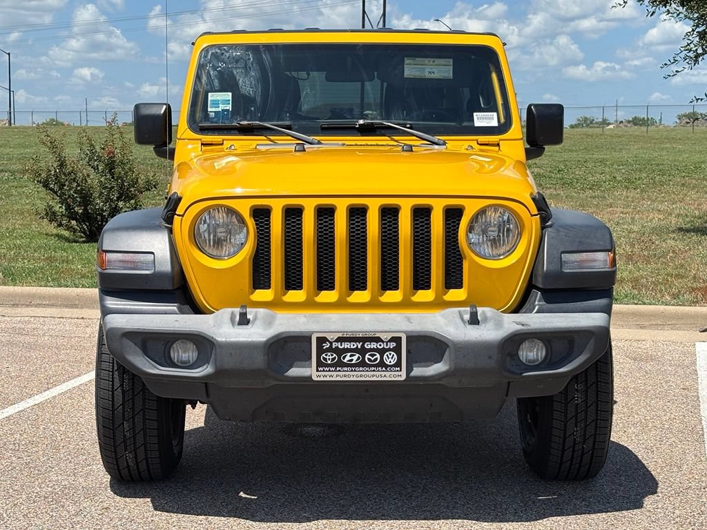 Used 2018 Jeep Wrangler Unlimited Sport AWD/4WD image 3