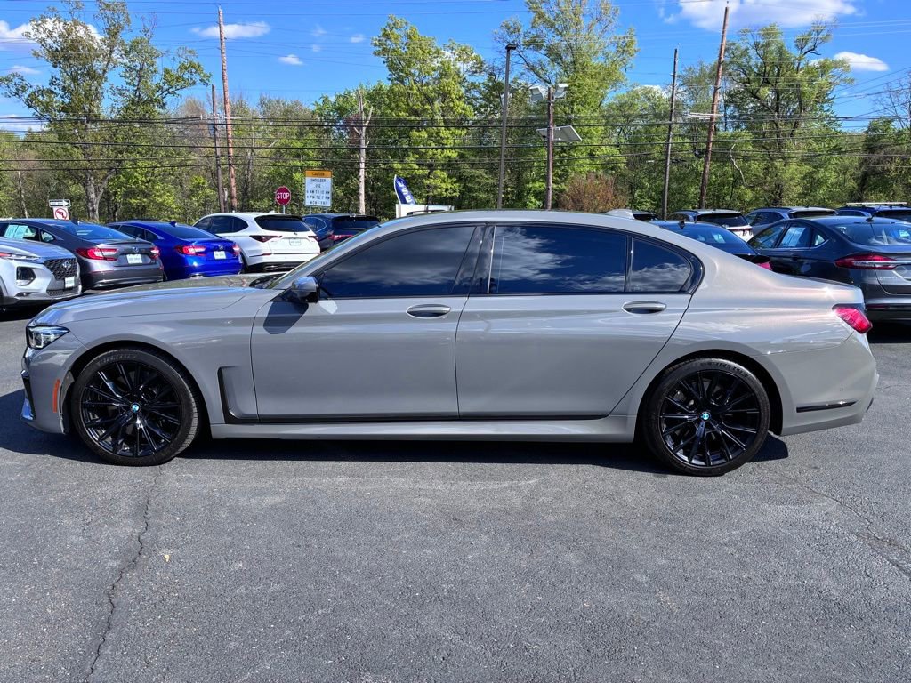 Used 2022 BMW 750i xDrive w/ Luxury Rear Seating Package AWD/4WD image 4