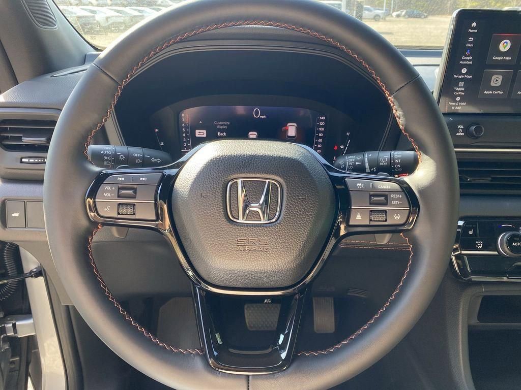New 2026 Honda Pilot Sport image 10