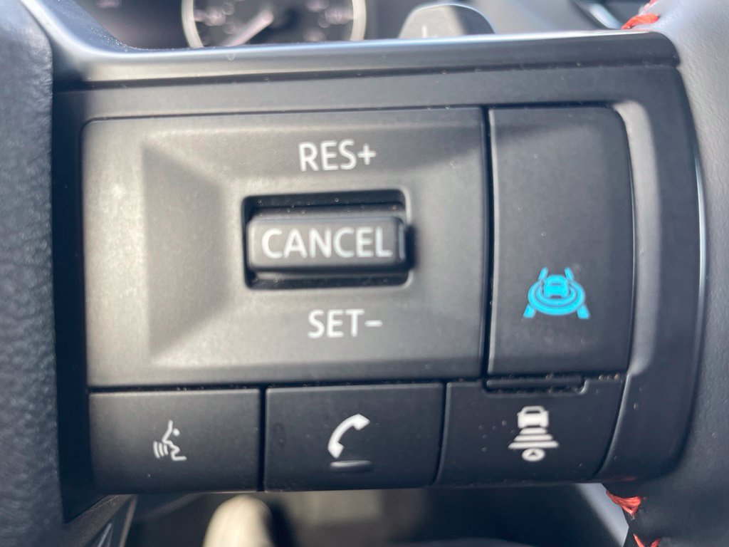 Certified 2026 Nissan Rogue SV AWD/4WD image 10