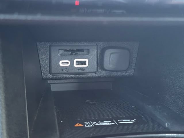 Certified 2023 Chevrolet Bolt LT w/ Infotainment Package FWD image 26
