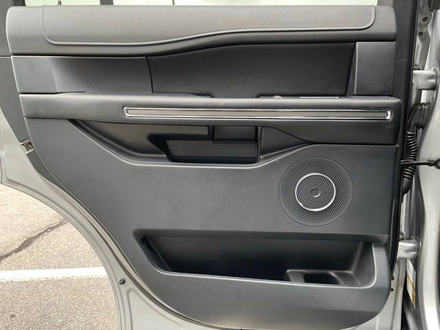Used 2021 Ford Expedition XLT AWD/4WD image 24