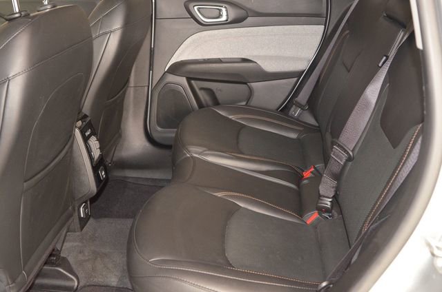 Used 2022 Jeep Compass Latitude image 16