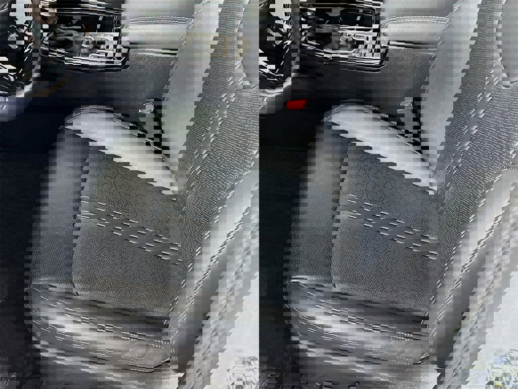 Used 2023 Kia Sorento SX image 13