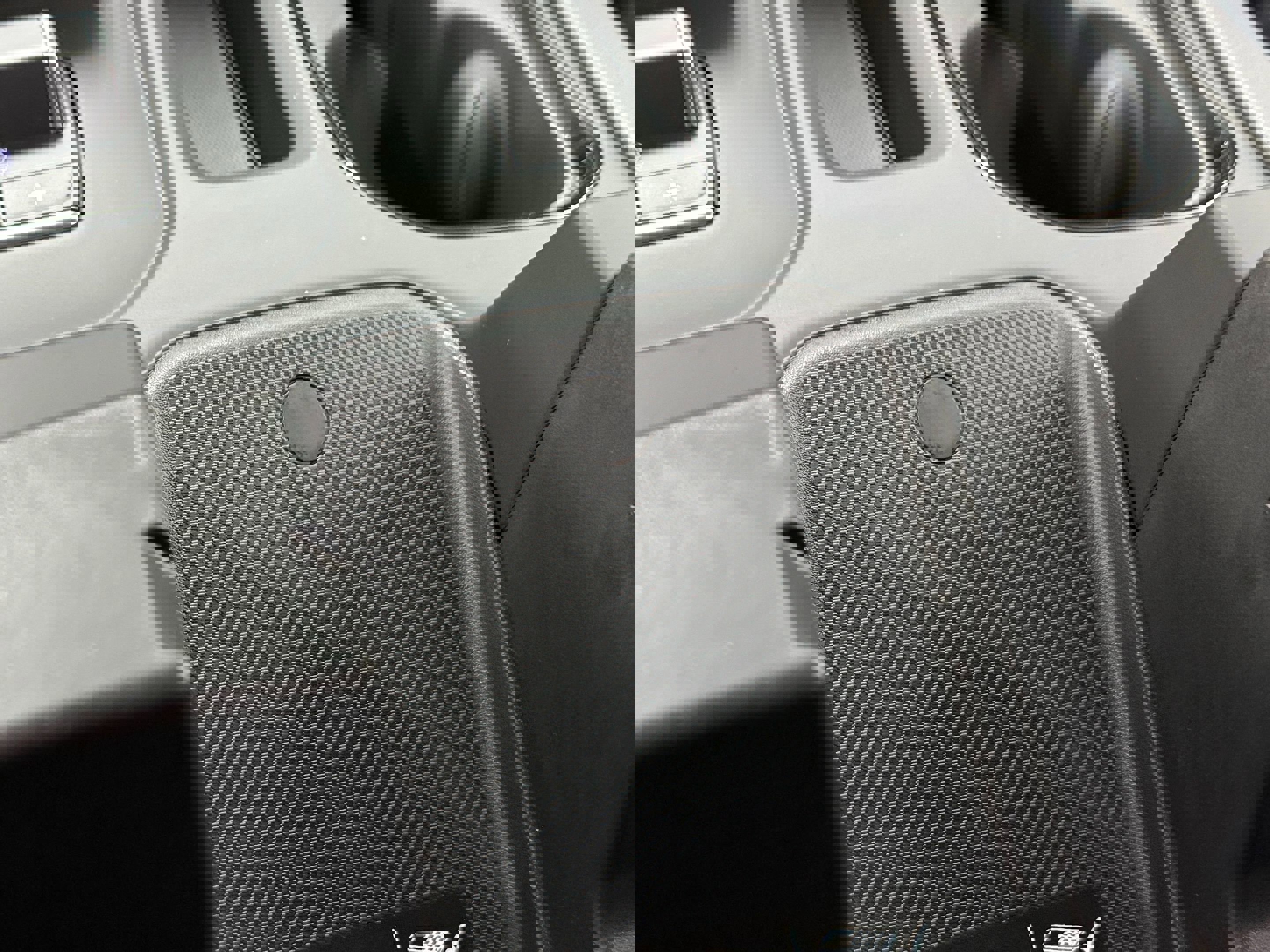 Used 2024 GMC Sierra 1500 AT4 w/ Technology Package image 33