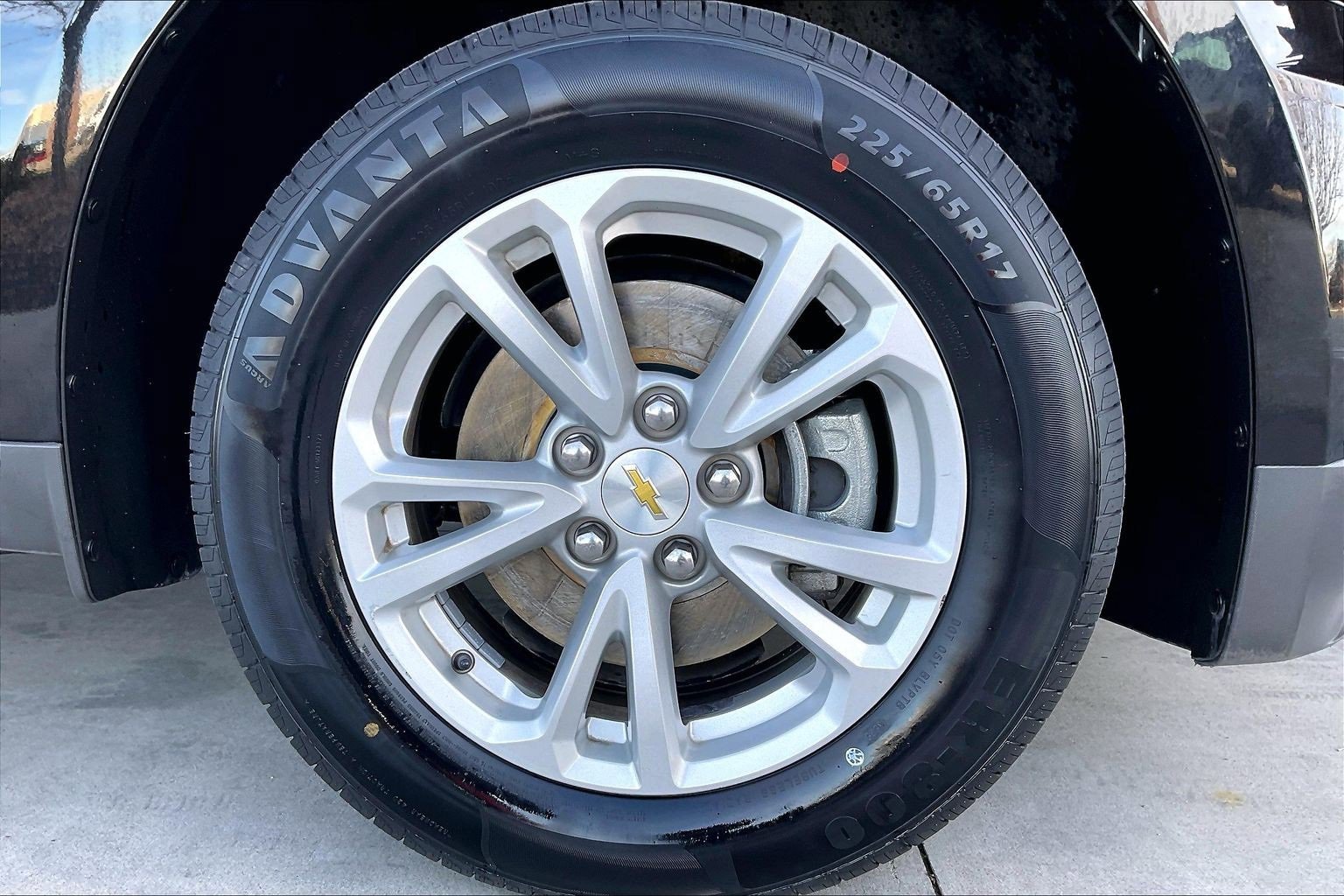 Used 2017 Chevrolet Equinox LT w/ Driver Confidence Package II image 22