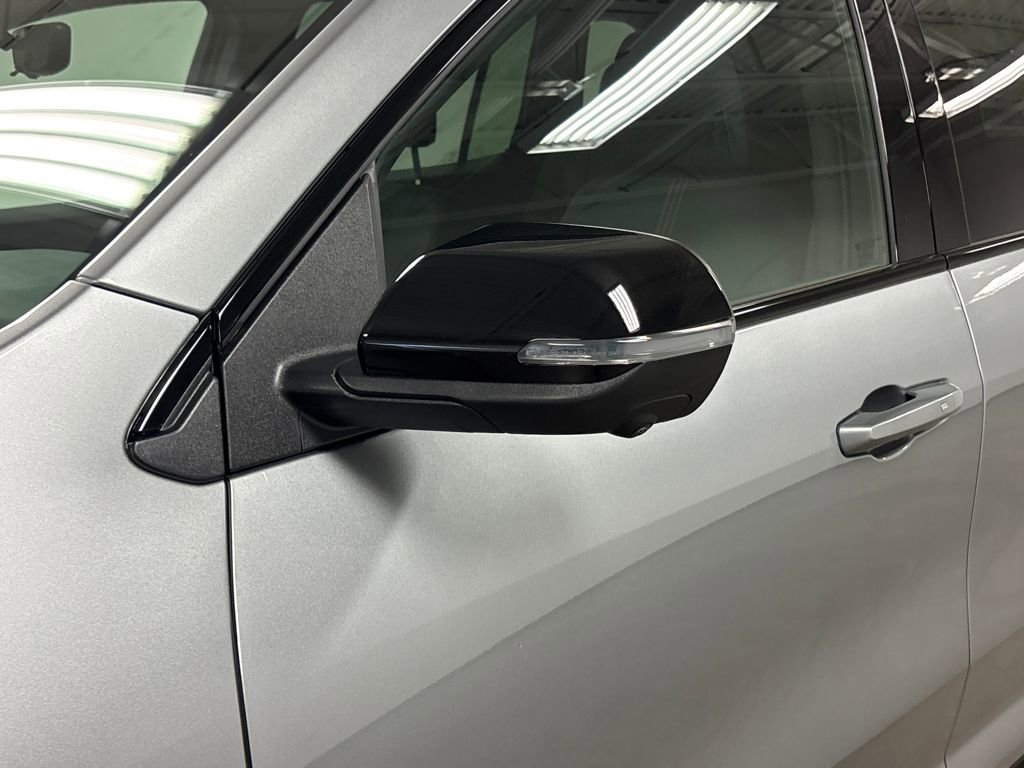 New 2026 GMC Acadia AT4 w/ LPO, Floor Liner Package image 8