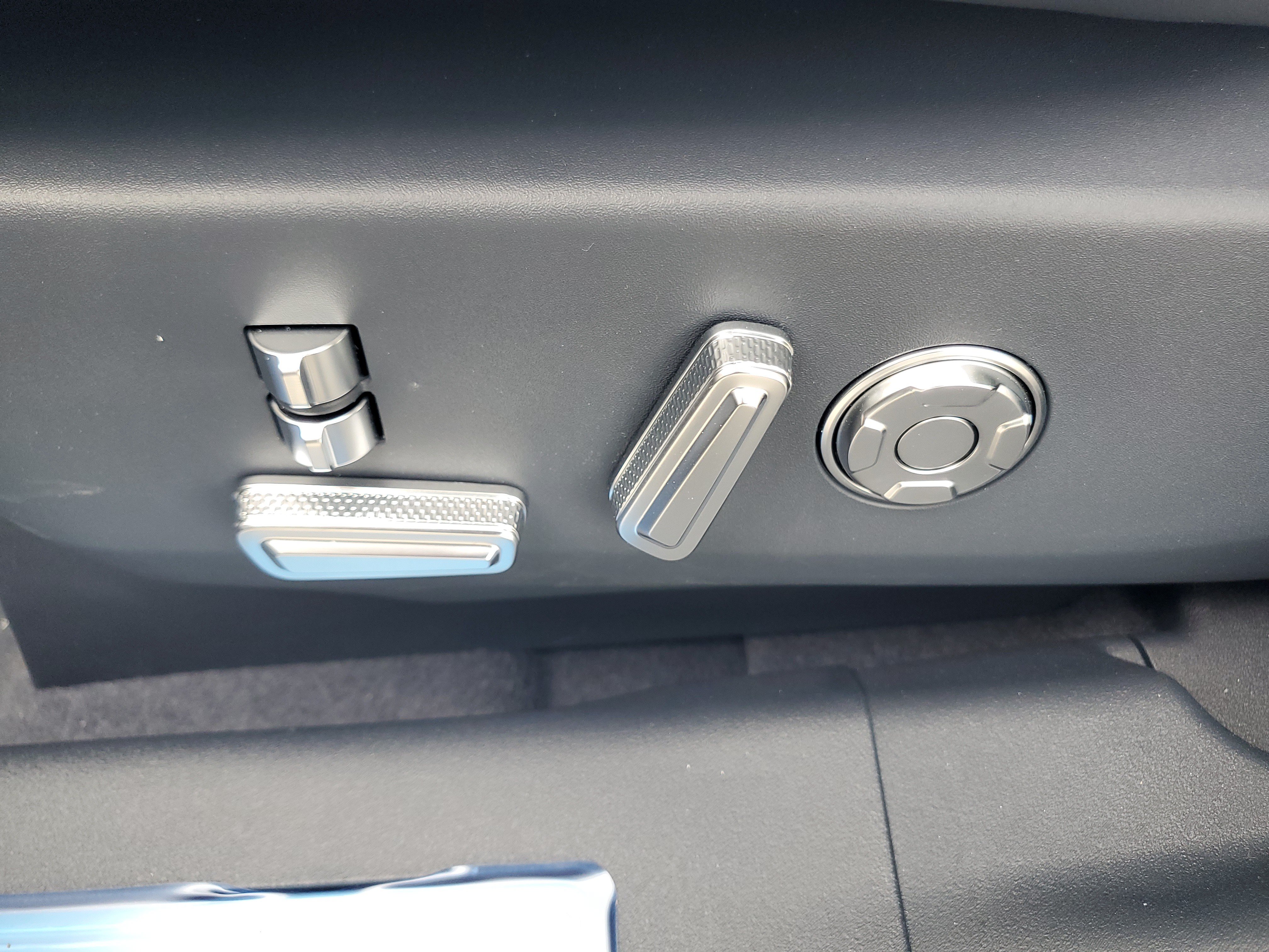 New 2026 Lincoln Nautilus Black Label AWD/4WD image 12