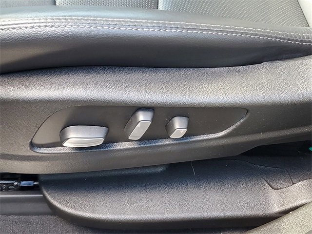 Certified 2022 Cadillac XT5 Premium Luxury w/ Technology Package image 26