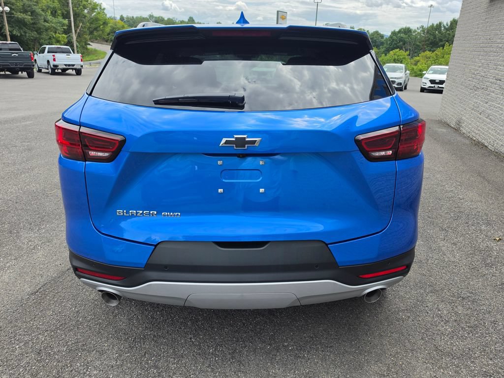 New 2026 Chevrolet Blazer LT w/ Convenience Package AWD/4WD image 13