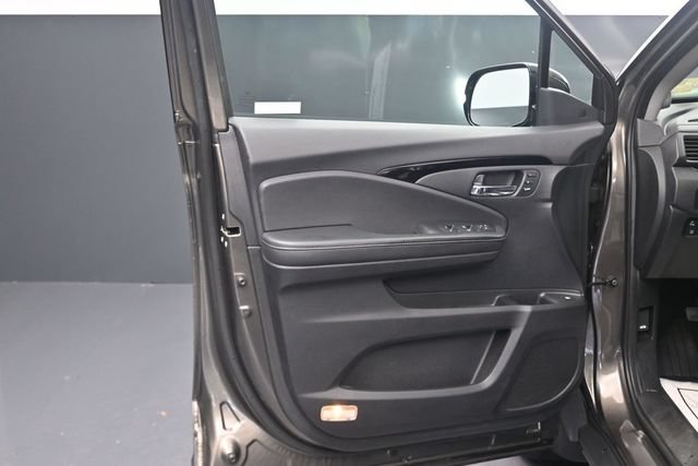 Used 2020 Honda Ridgeline RTL-E image 14