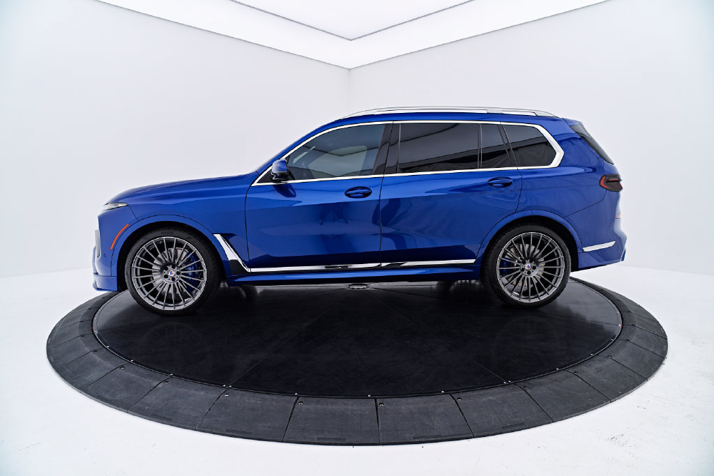 Used 2025 BMW ALPINA XB7 AWD/4WD image 10