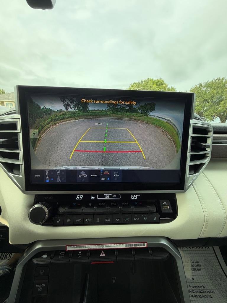 Used 2025 Toyota Sequoia Capstone AWD/4WD image 36