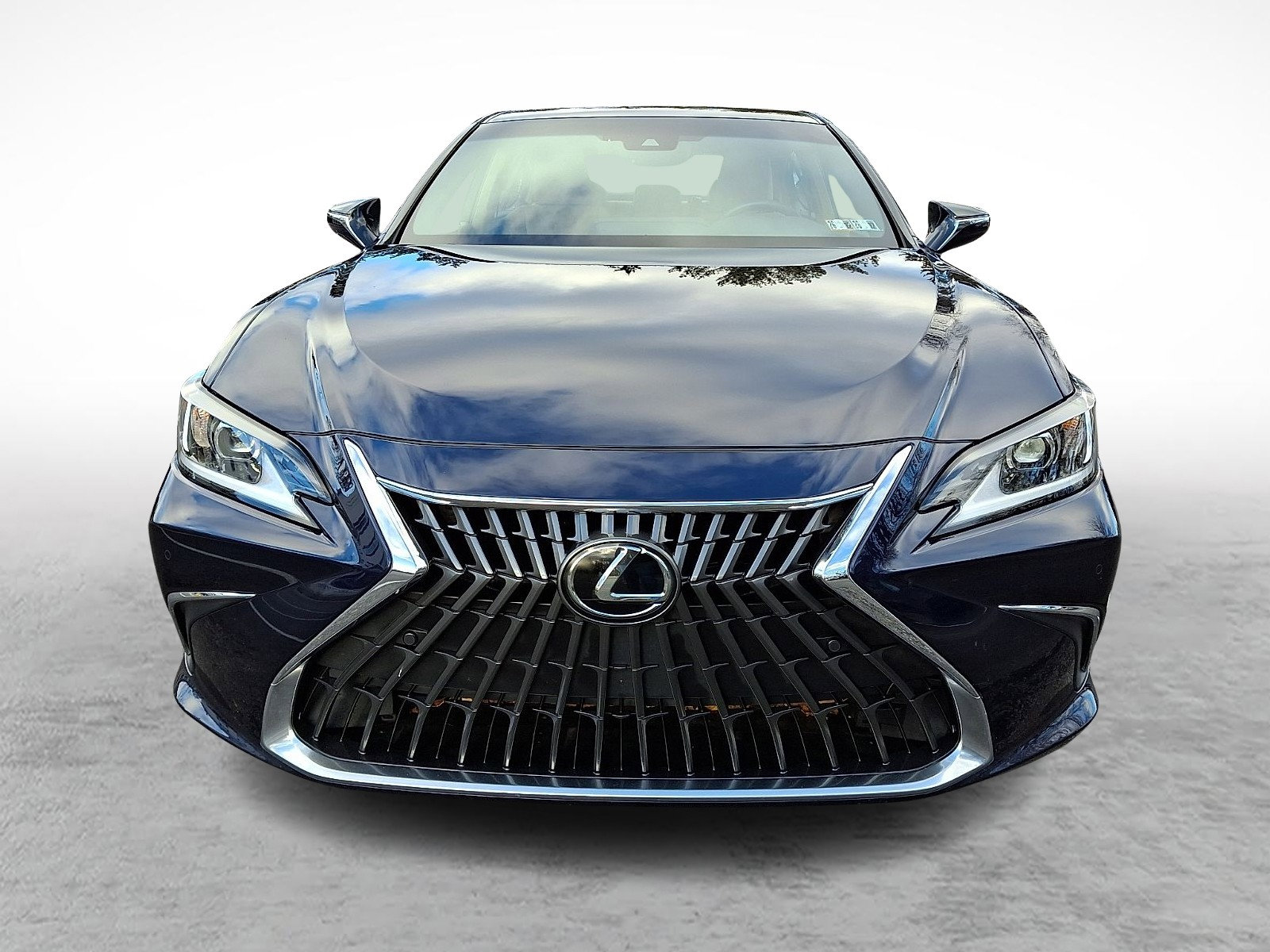 Certified 2023 Lexus ES 350 Standard image 2